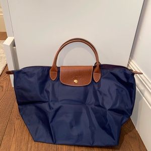 Longchamp bag : navy, brown short strap